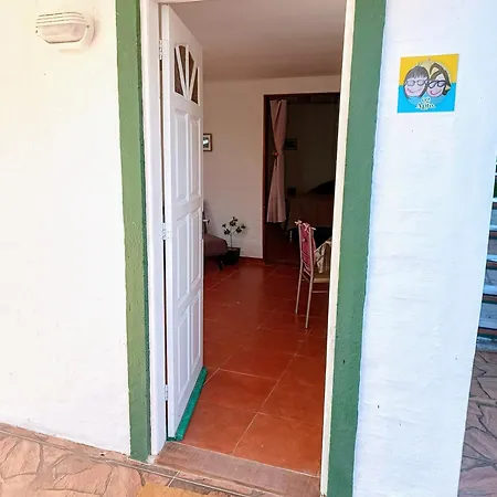Apartamento Con Patio. Planta Baja, Max. Para 3. Colonia del Sacramento Exterior photo