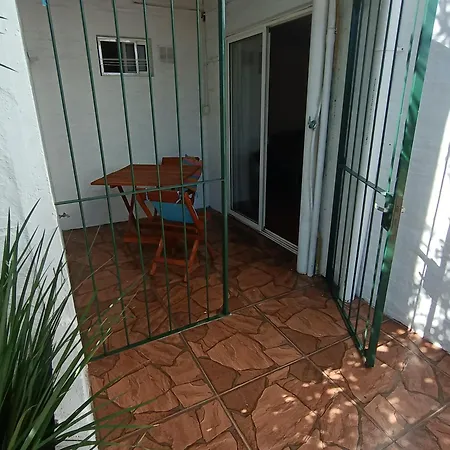 Apartamento Con Patio. Planta Baja, Max. Para 3. Colonia del Sacramento Exterior photo