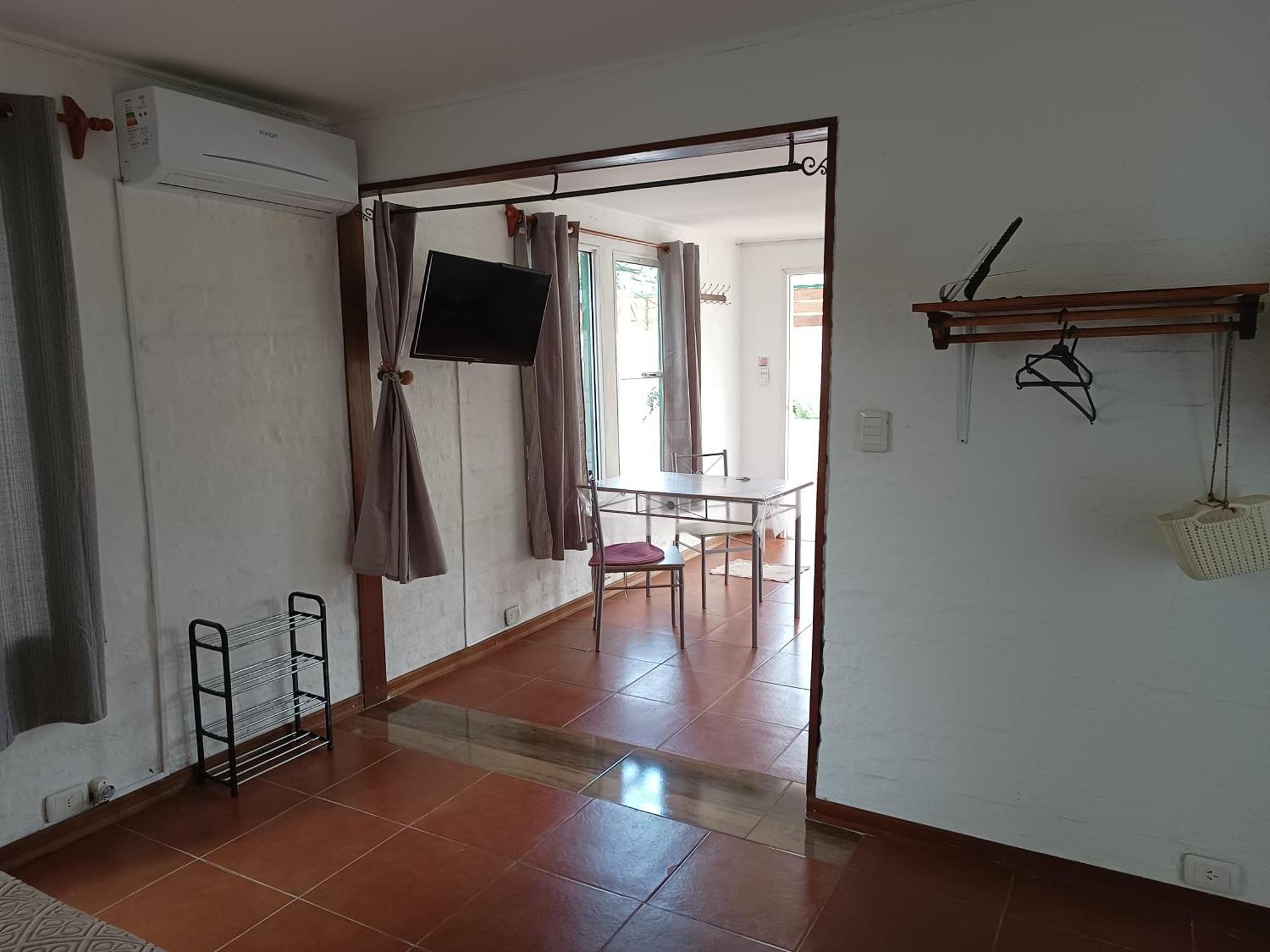 Apartment Con Patio. Planta Baja, Max. 3. *